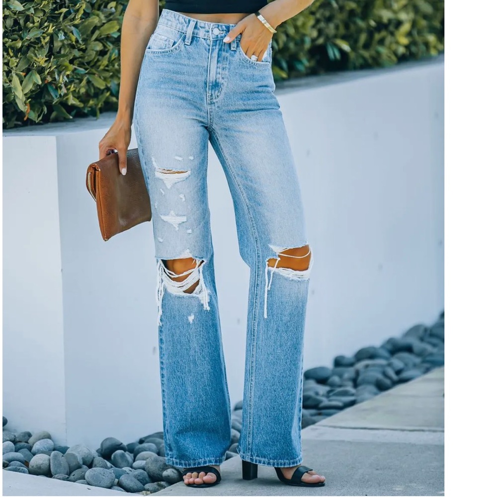 VICI Leslie HighRise 90s Flare Denim